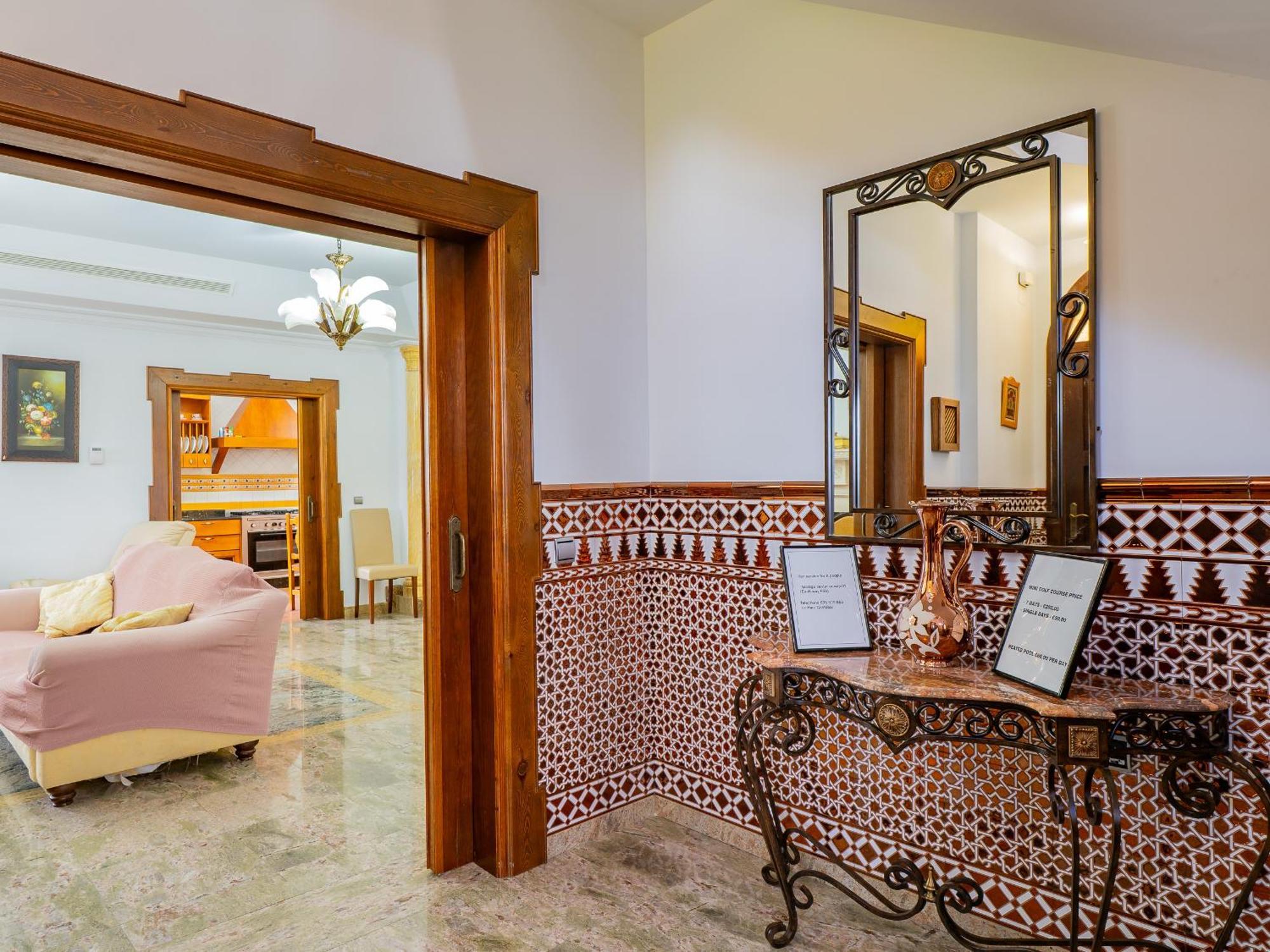 Cubo'S Villa Fina & Minigolf Included Málaga Kültér fotó